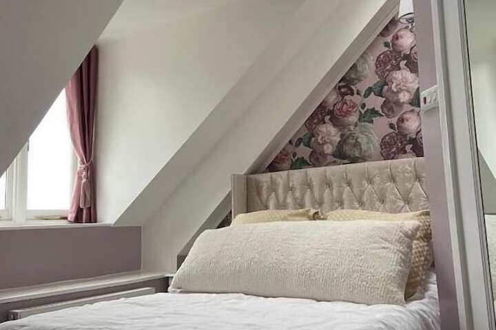 Room 10 of 58
