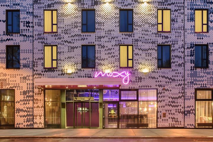 Exterior of Moxy Dresden Neustadt