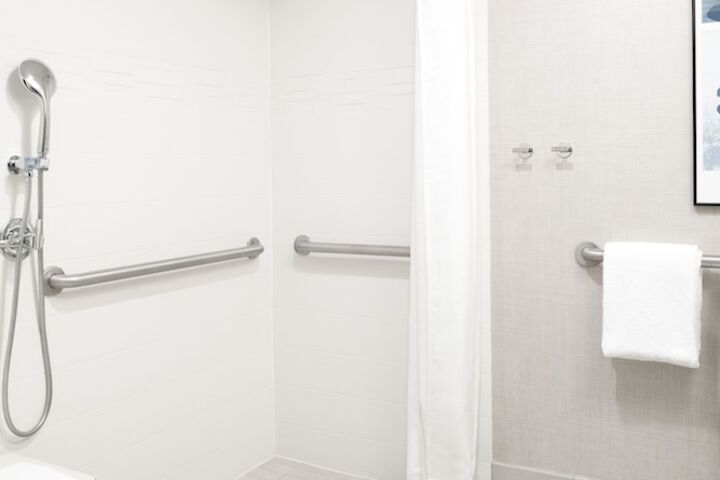 Bathroom shower