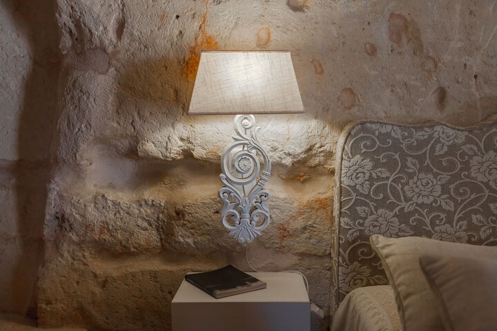 Room 2 of 44