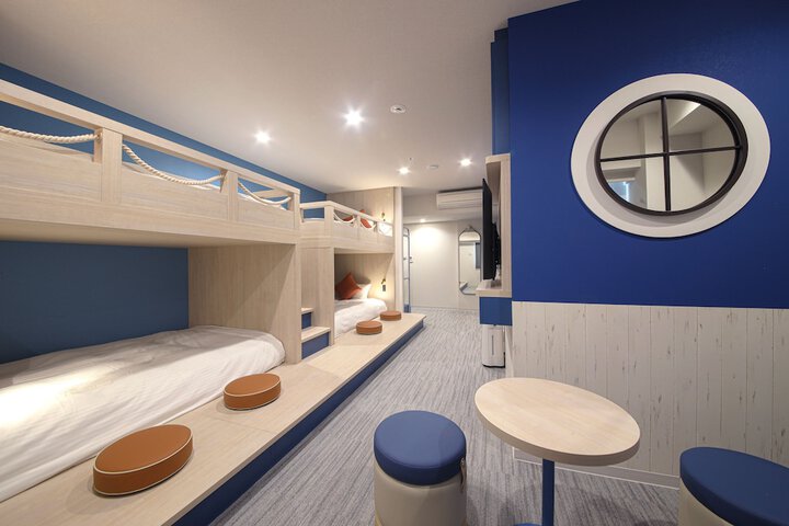 Room 12 of 62