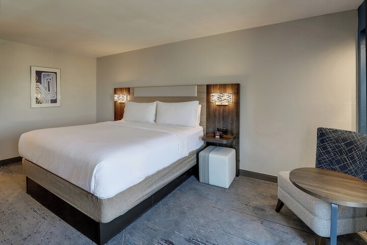 Room 7 of 52