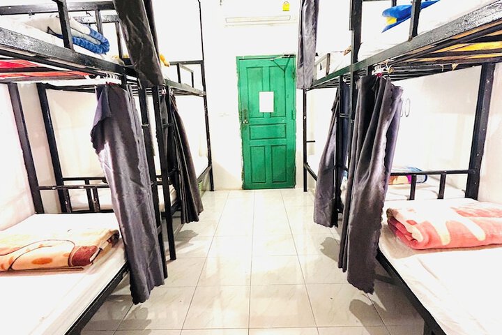 Room 62 of 155