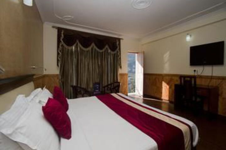 Room 11 of 22