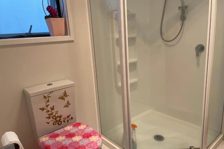 Room 3 of 3