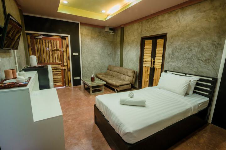 Room 56 of 90