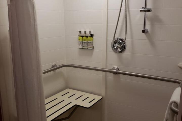Double Accessible (3 of 5)