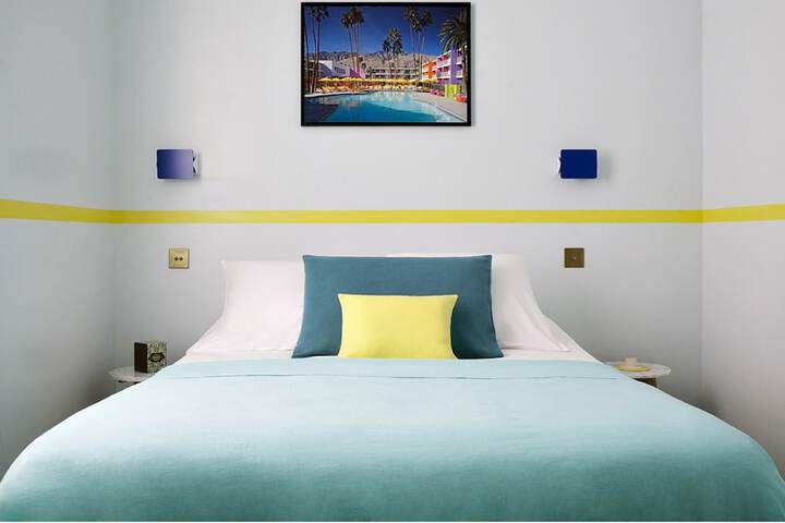 Room 16 of 49