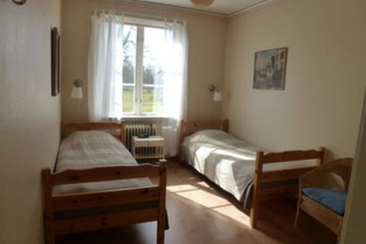Room 28 of 62