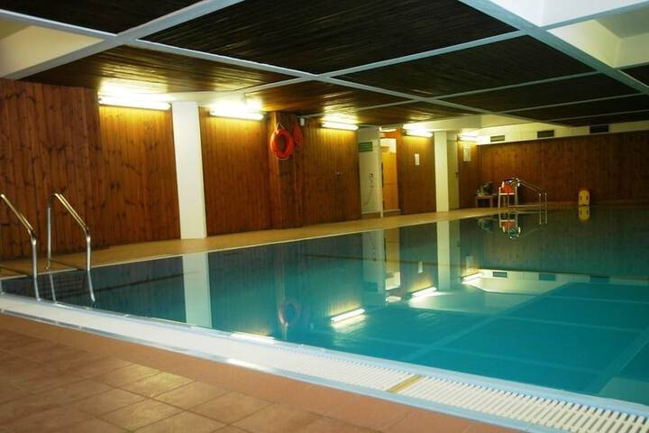 Hotel Pool