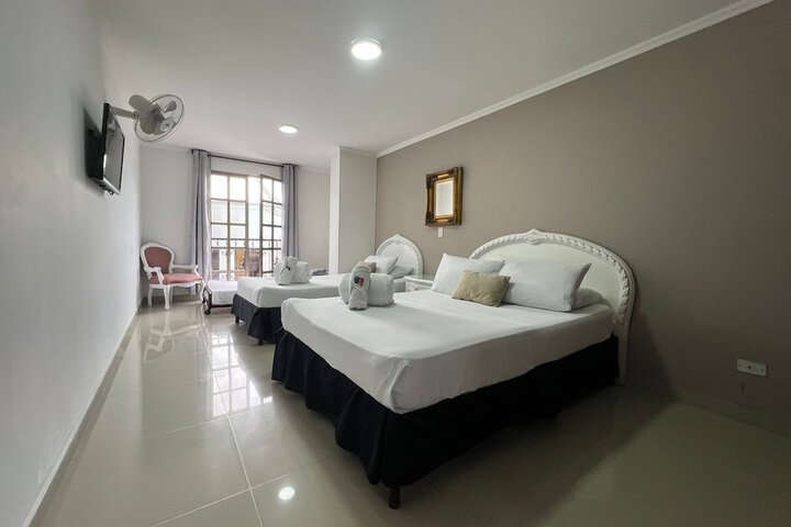 Room 18 of 61