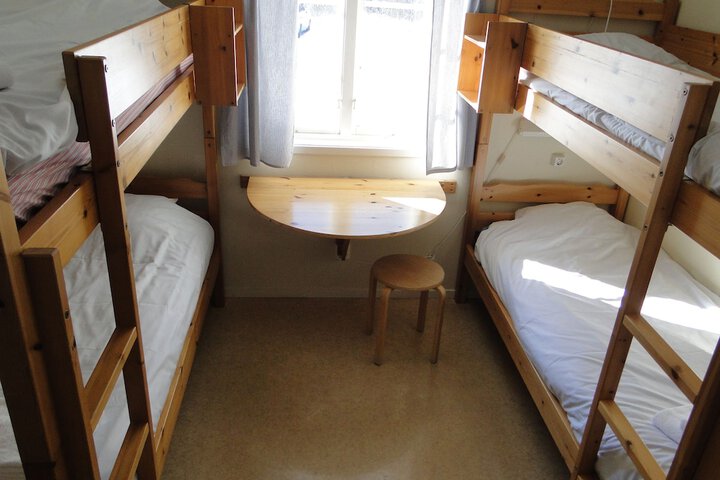 Room 3 of 46