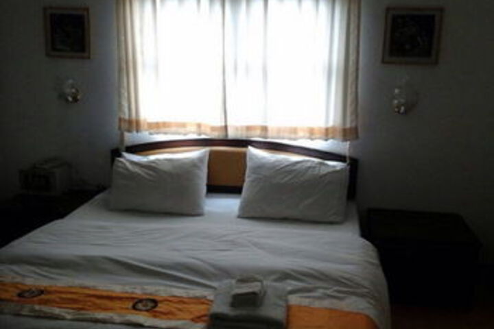 Room 18 of 41
