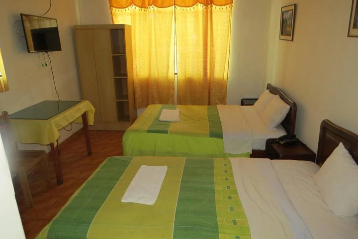 Room 2 of 16