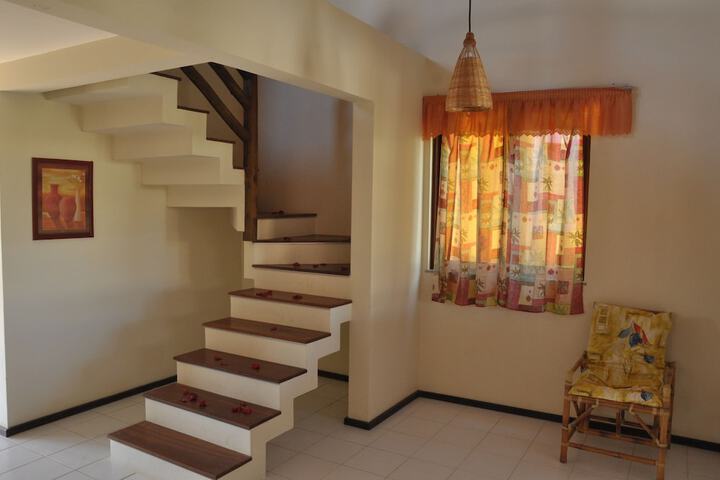 Room 7 of 33