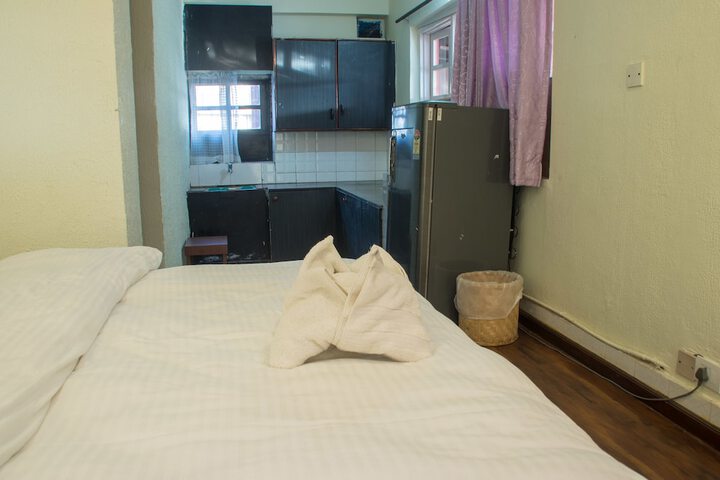 Room 42 of 50
