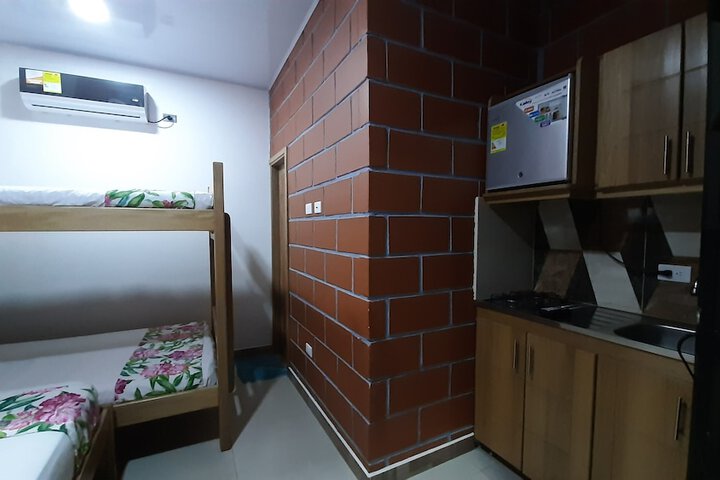 Room 6 of 95