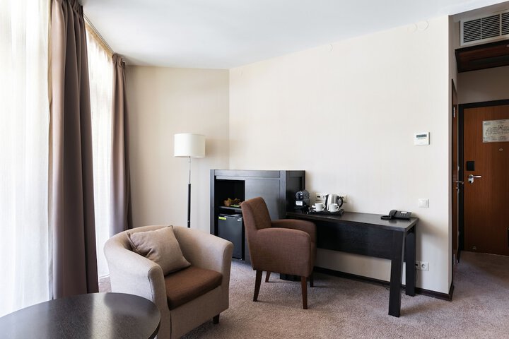 Room 30 of 109