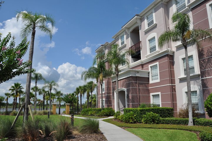 Hotel Exterior 133 of 141