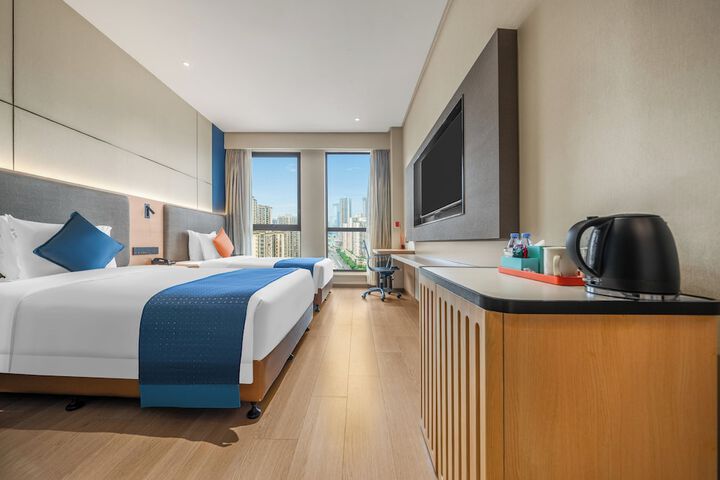 Room 20 of 73