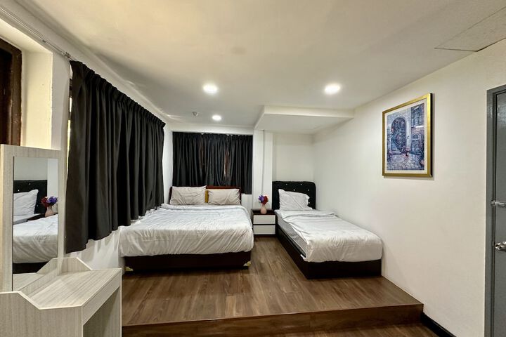Room 15 of 39