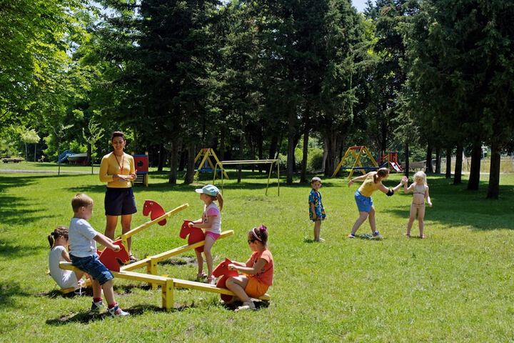 Childrens Activities 42 of 62