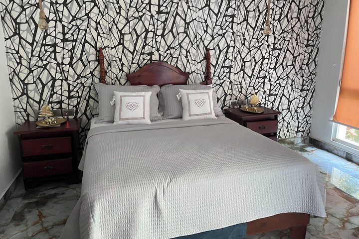 Room 21 of 101