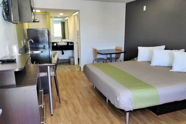 Room 15 of 47