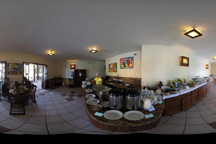 Lounge 11 of 47