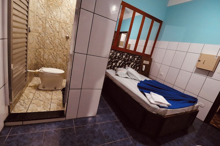 Room 45 of 70