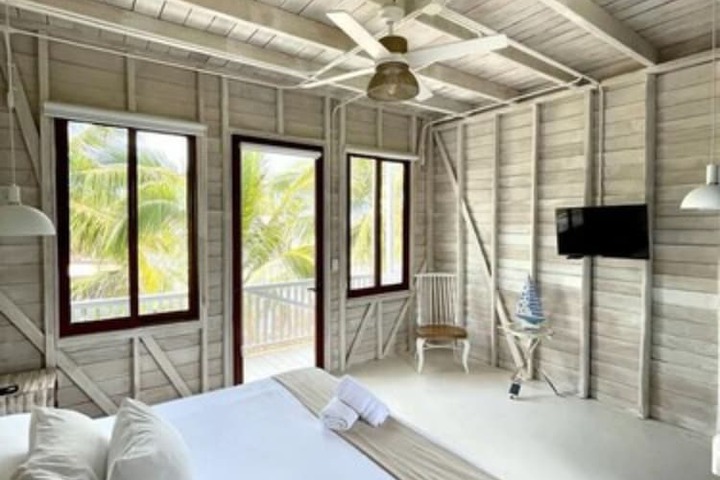 Room 6 of 20