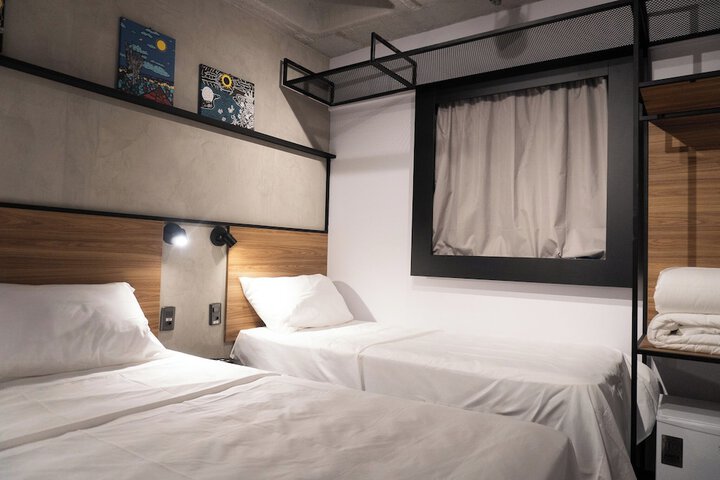 Room 67 of 122
