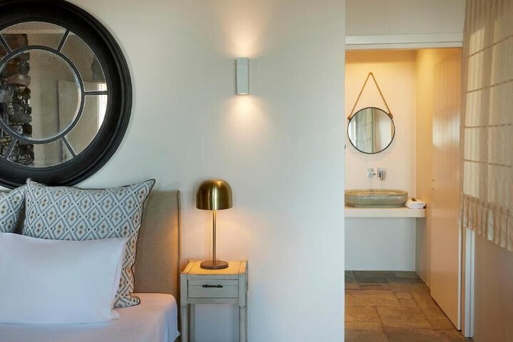 Room 48 of 231