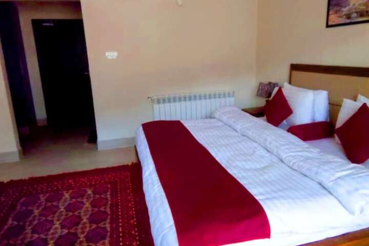 Room 18 of 24