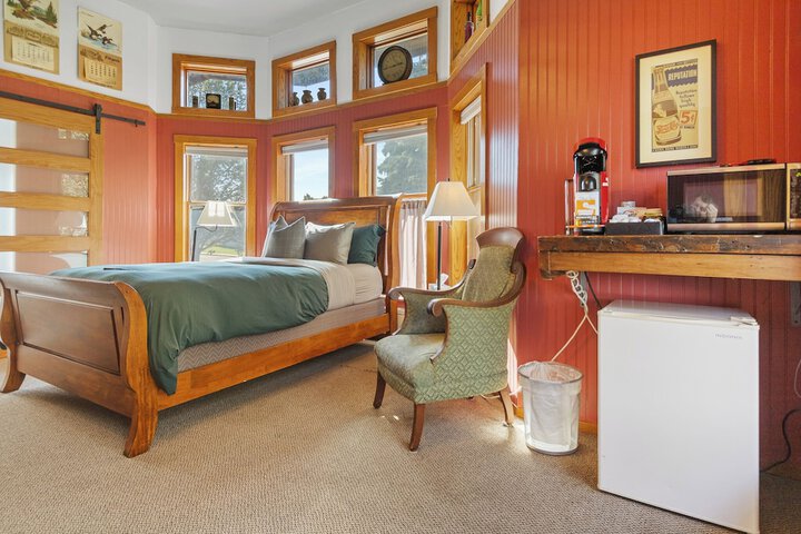 Room 17 of 45