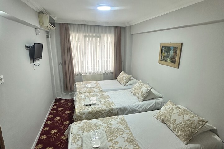 Room 11 of 41