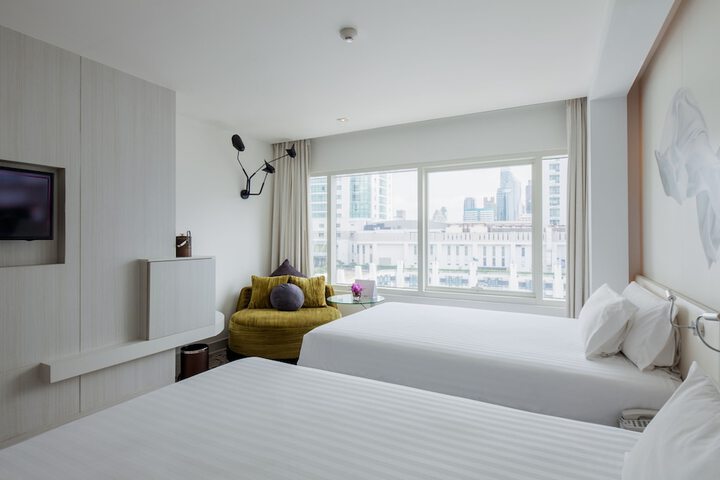 Room 10 of 140