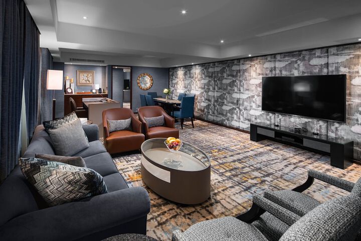 Room 19 of 44