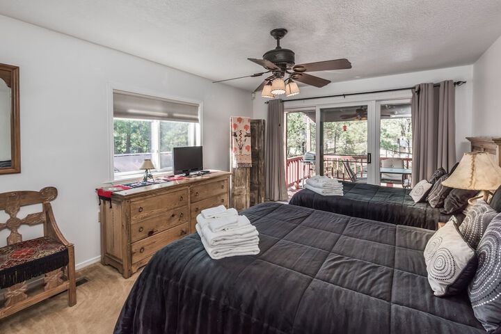 Room 4 of 14