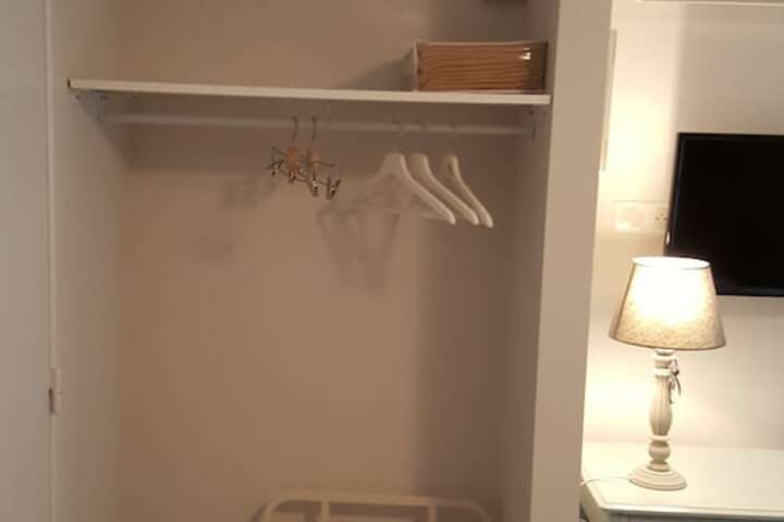 Room 9 of 62