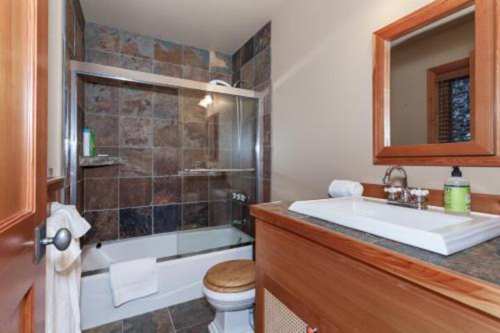 Highland Huckleberry Lodge Home in Whitefish, MT
