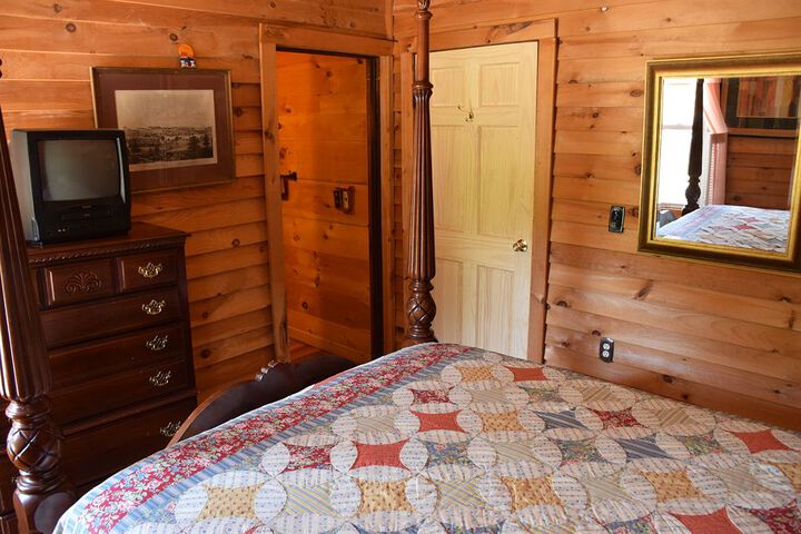 Room 47 of 128