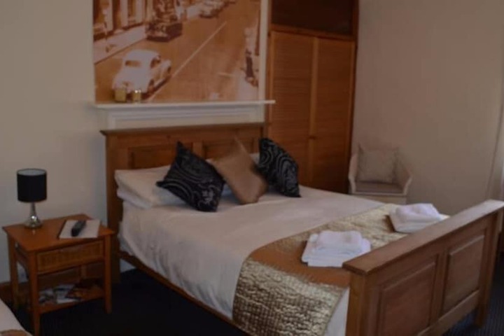 Room 5 of 26