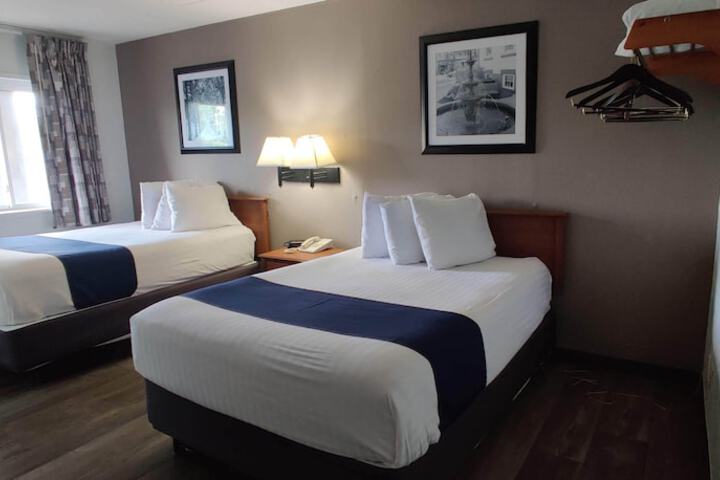 Deluxe 2 Double Beds (23 of 24)