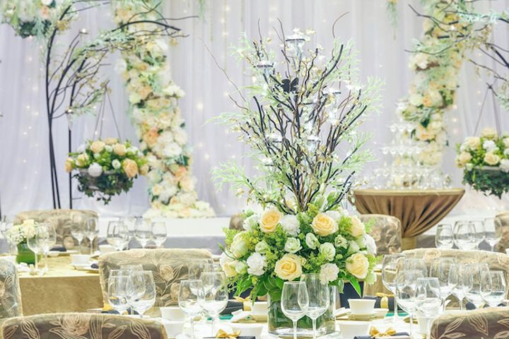 Ballroom/Hall 89 of 107
