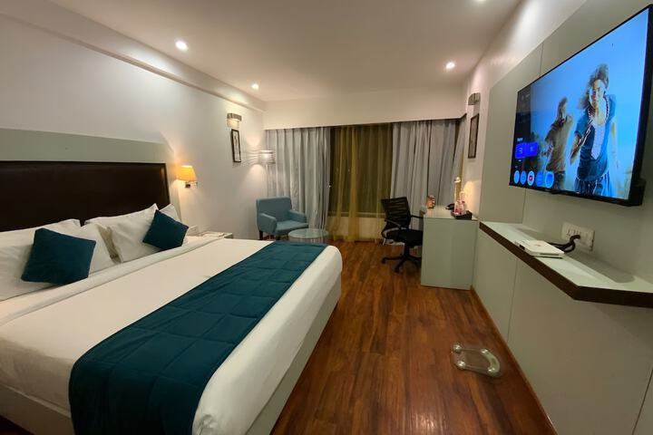 Room 14 of 61