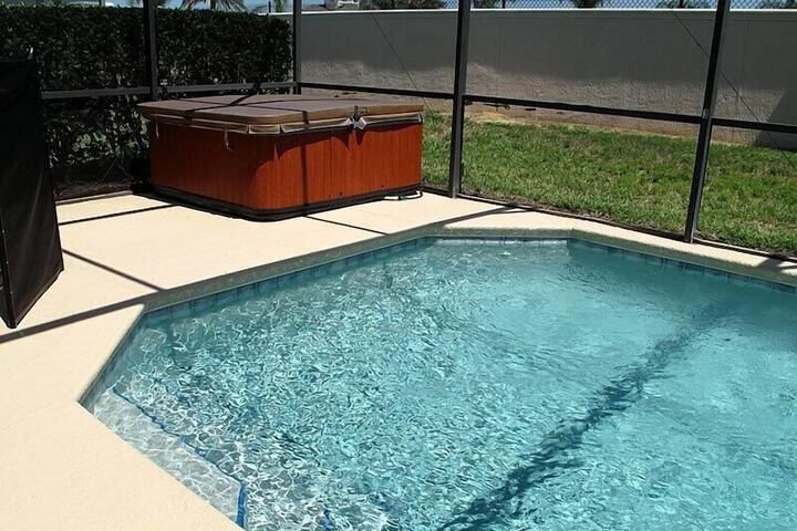 Pool 9 of 29