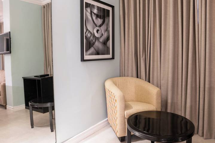 Room 11 of 52