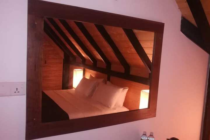 Room 9 of 45