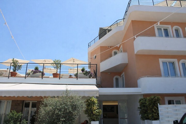 Hotel 19 of 19